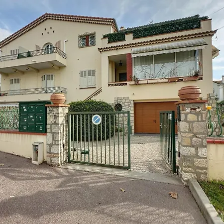 Apartman Agencia 2 Pieces Lumineux Terrasse Cannes