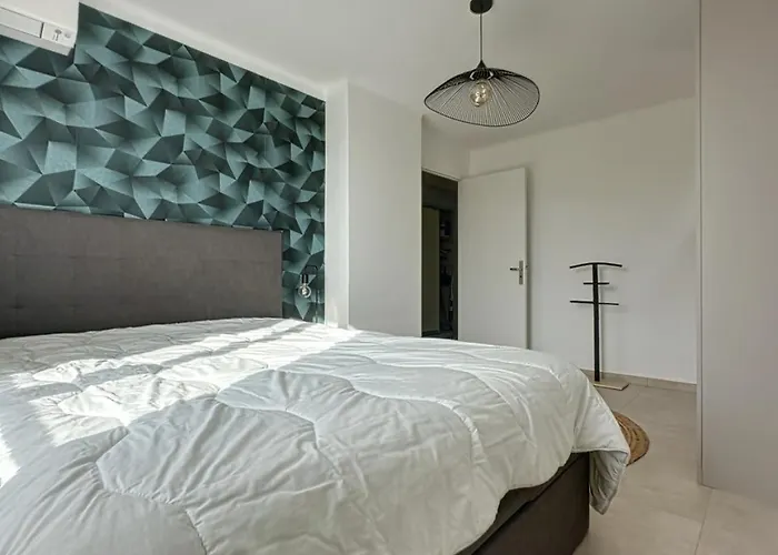 Agencia 2 Pieces Lumineux Terrasse Cannes